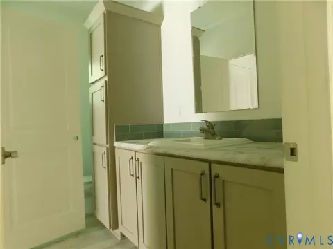Bath - 6602 Kimberly Dr, Gloucester, VA 23061 photo 3 of 3