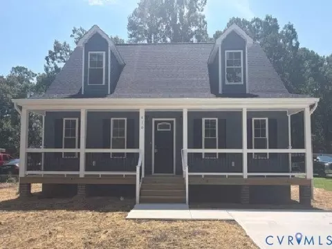 410 Park Dr, Petersburg, VA 23805