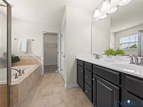 Bath - 16866 White Daisy Loop, Moseley, VA 23120 photo 2 of 5