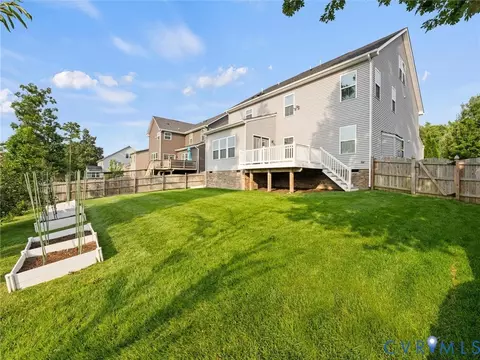 Exterior - 16866 White Daisy Loop, Moseley, VA 23120 photo 11 of 18