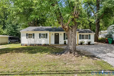 205 Holly Hill Dr, Petersburg, VA 23805