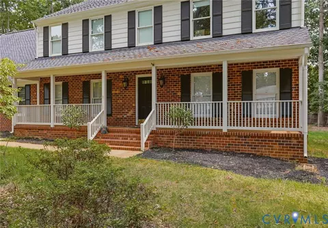 Exterior - 2311 Castle Hill Rd, Midlothian, VA 23113 photo 3 of 10