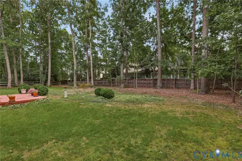 Exterior - 2311 Castle Hill Rd, Midlothian, VA 23113 photo 9 of 10