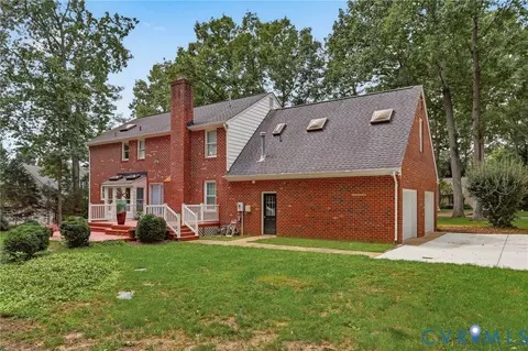 Exterior - 2311 Castle Hill Rd, Midlothian, VA 23113 photo 10 of 10