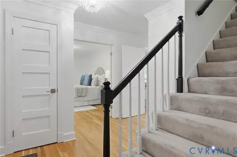 Entry Way - 2311 Castle Hill Rd, Midlothian, VA 23113 photo 2 of 3