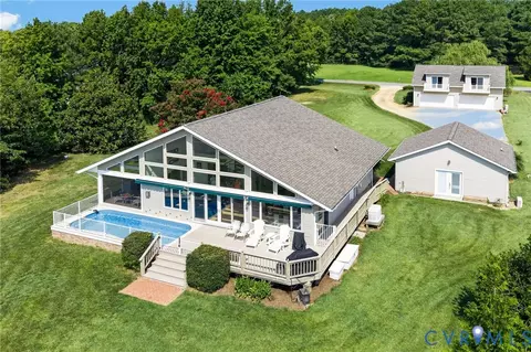 392 Kingscote Dr, Lottsburg, VA 22511