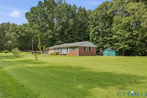 27 Garland Town Rd, Mineral, VA 23117