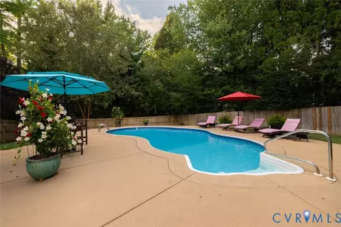 Exterior - 14100 Rigney Dr, Midlothian, VA 23113 photo 11 of 19