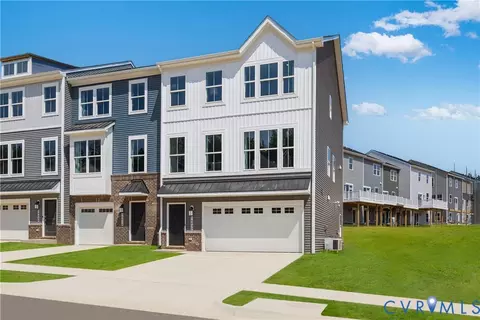 8712 Whitman Dr, Chesterfield, VA 23832