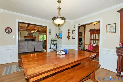Dining - 888 Beaverdam Rd, Spring Grove, VA 23881 photo 3 of 4