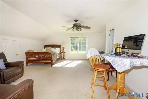 Bedroom - 888 Beaverdam Rd, Spring Grove, VA 23881 photo 4 of 5