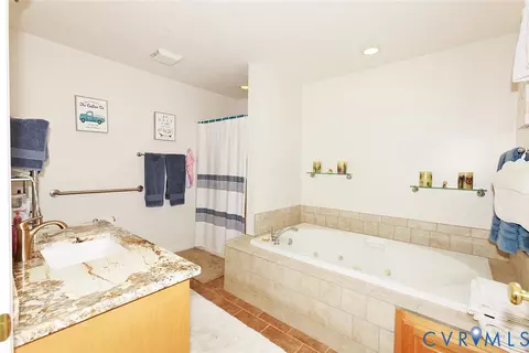 Bath - 888 Beaverdam Rd, Spring Grove, VA 23881 photo 2 of 4