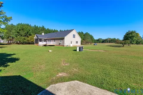 Exterior - 888 Beaverdam Rd, Spring Grove, VA 23881 photo 6 of 9