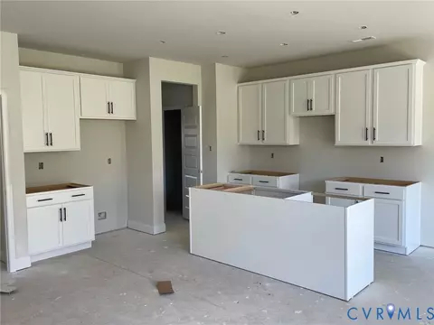 17306 Alana Dr, Moseley, VA 23120
