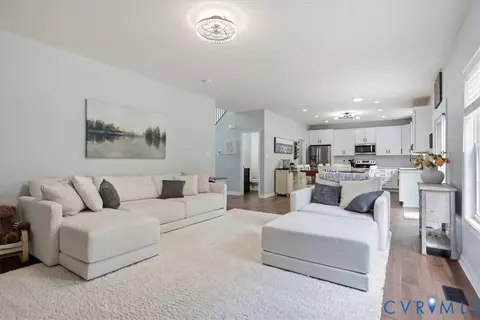 Living - 7065 Kenthurst Rd, Lanexa, VA 23089 photo 1 of 2