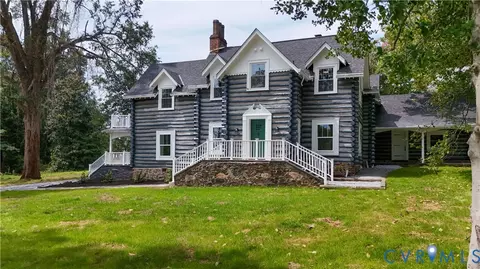 1728 8th St, Victoria, VA 23974