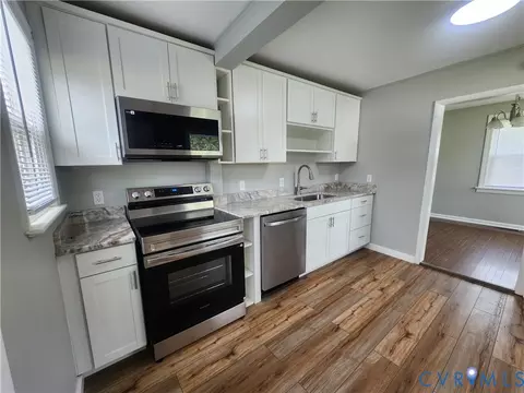 Kitchen - 1404 Carter St, Richmond, VA 23220 photo 5 of 5