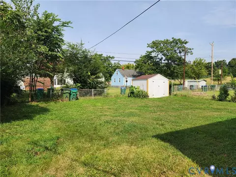 Exterior - 1404 Carter St, Richmond, VA 23220 photo 2 of 3