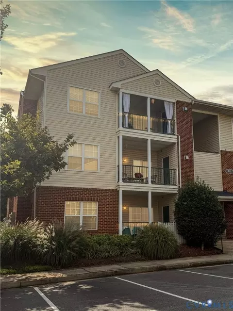 821 Brassie Ln #E, Glen Allen, VA 23059