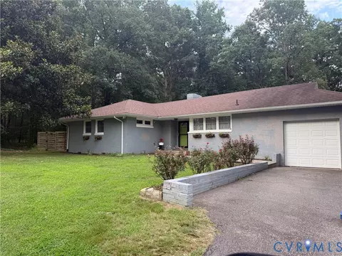 15101 Woods Edge Rd, South Chesterfield, VA 23834