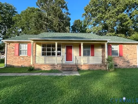 549 Briarwood Cir, North Prince George, VA 23860