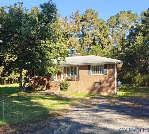 3494 Old Williamsburg Rd, Sandston, VA 23150
