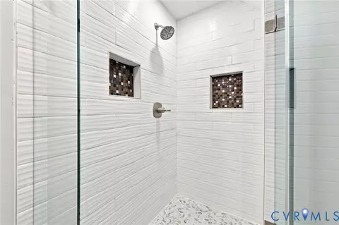 Bath - 4700 Epperson Ave, Richmond, VA 23234 photo 3 of 4
