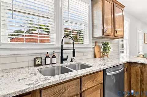Kitchen - 4700 Epperson Ave, Richmond, VA 23234 photo 4 of 4