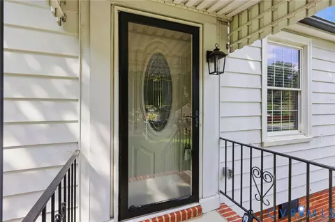 Entry Way - 4700 Epperson Ave, Richmond, VA 23234 photo 1 of 3