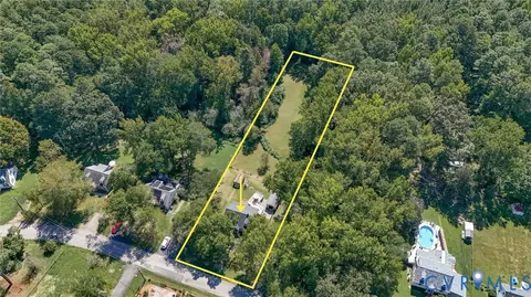9925 S Wagstaff Cir, North Chesterfield, VA 23236