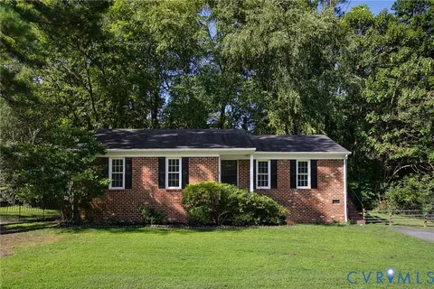 2016 Cedarhurst Dr, Richmond, VA 23225