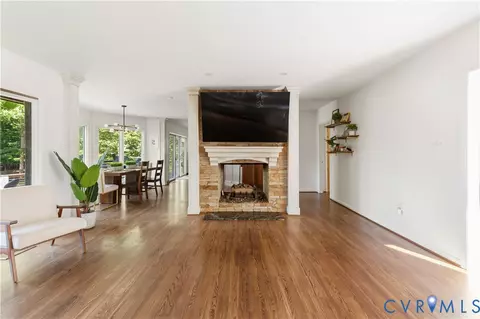 Living - 7 Gamebird Ct, Manakin Sabot, VA 23103 photo 1 of 2
