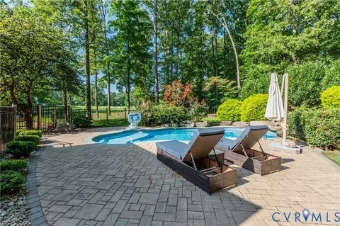 Exterior - 7 Gamebird Ct, Manakin Sabot, VA 23103 photo 5 of 10