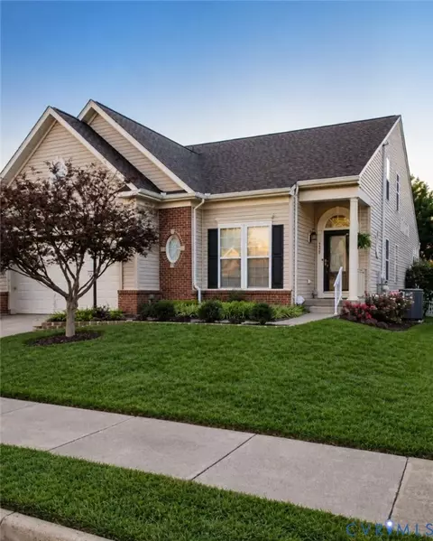 120 April Ave, Stephens City, VA 22655