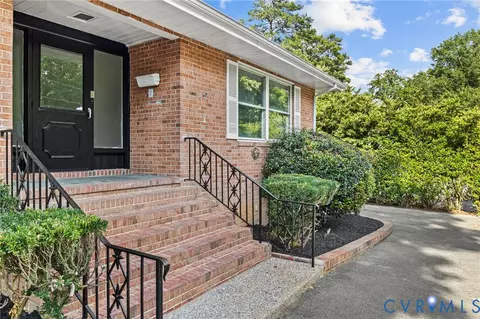 8020 Patterson Ave, Henrico, VA 23229