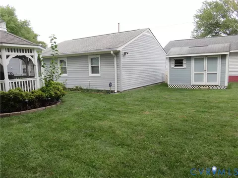 Exterior - 21 E Gray St, Sandston, VA 23150 photo 7 of 12