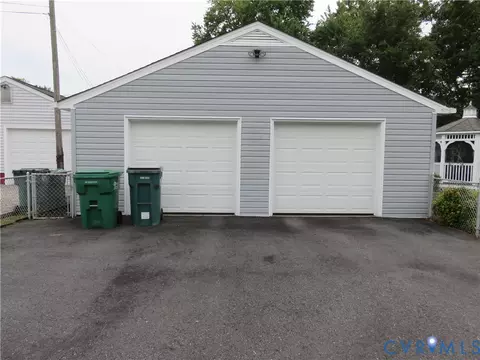Exterior - 21 E Gray St, Sandston, VA 23150 photo 4 of 12