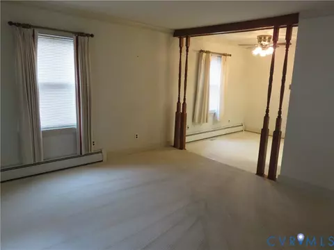 Living - 21 E Gray St, Sandston, VA 23150 photo 2 of 5
