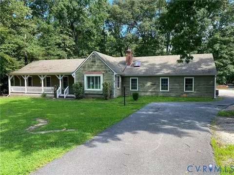 8256 New Ashcake Rd, Mechanicsville, VA 23116