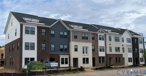 15860 Flying Cloud Aly #11-2, Midlothian, VA 23113
