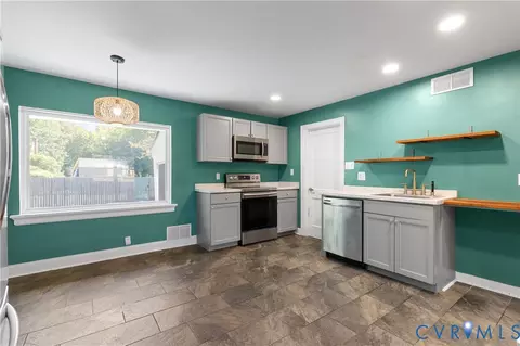Kitchen - 4825 Brook Rd, Richmond, VA 23227 photo 1 of 5