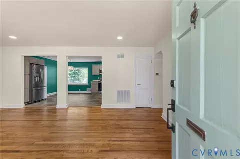 Entry Way - 4825 Brook Rd, Richmond, VA 23227 photo 1 of 4