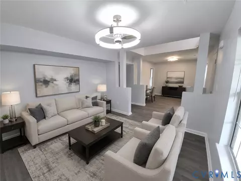 Living - 54 George Ct, Hampton, VA 23663 photo 2 of 5