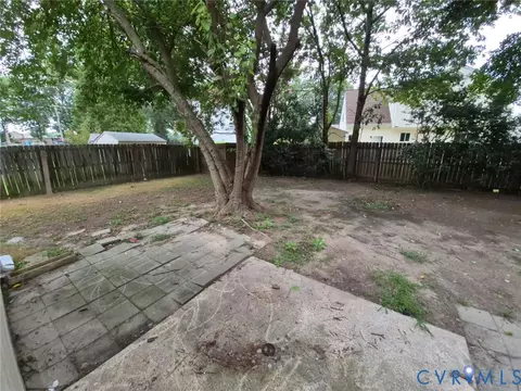 Exterior - 54 George Ct, Hampton, VA 23663 photo 7 of 7