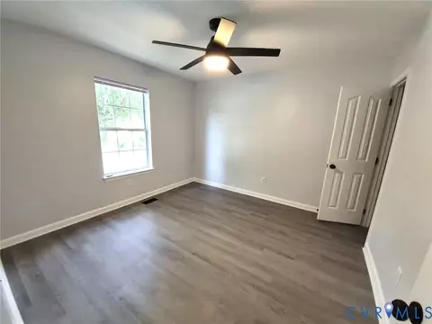 Bedroom - 54 George Ct, Hampton, VA 23663 photo 6 of 7