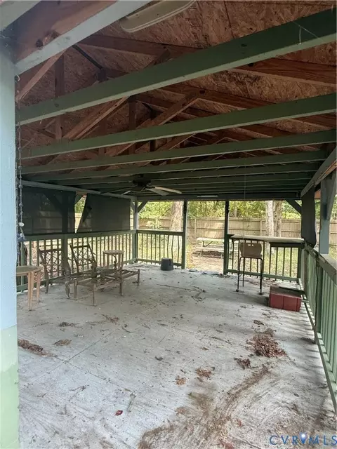 Exterior - 3430 The Loop Rd, Montross, VA 23231 photo 6 of 8
