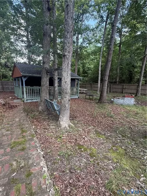 Exterior - 3430 The Loop Rd, Montross, VA 23231 photo 5 of 8