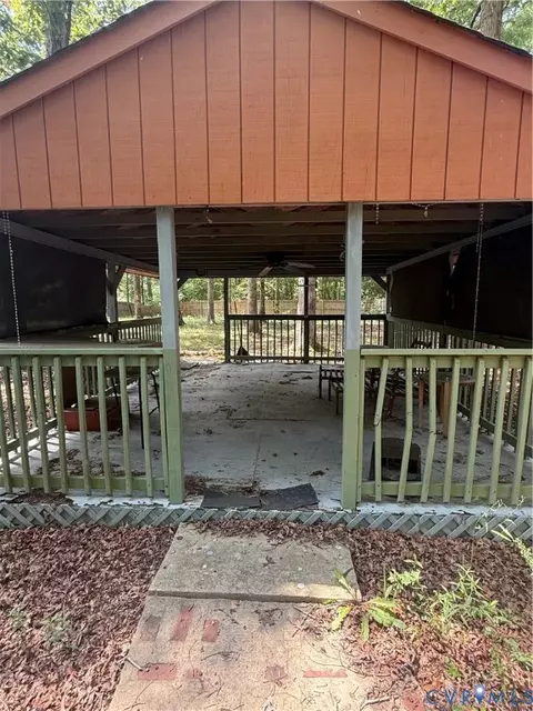 Exterior - 3430 The Loop Rd, Montross, VA 23231 photo 7 of 8