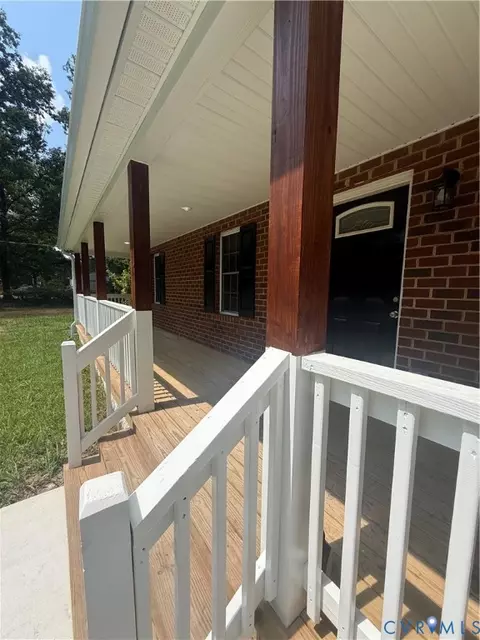 Exterior - 3430 The Loop Rd, Montross, VA 23231 photo 2 of 8