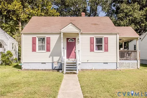 2813 Pickett St, Hopewell, VA 23860